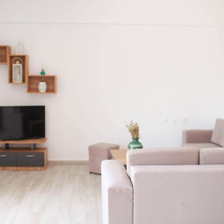 Mihalis Apartments Himarë Eksteriør billede
